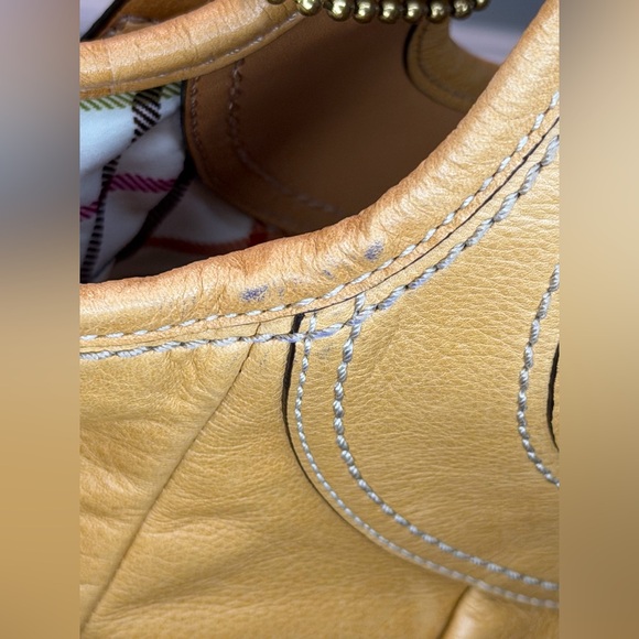 Coach Pleated Ergo with Tattersall lining - Picture 9 of 10